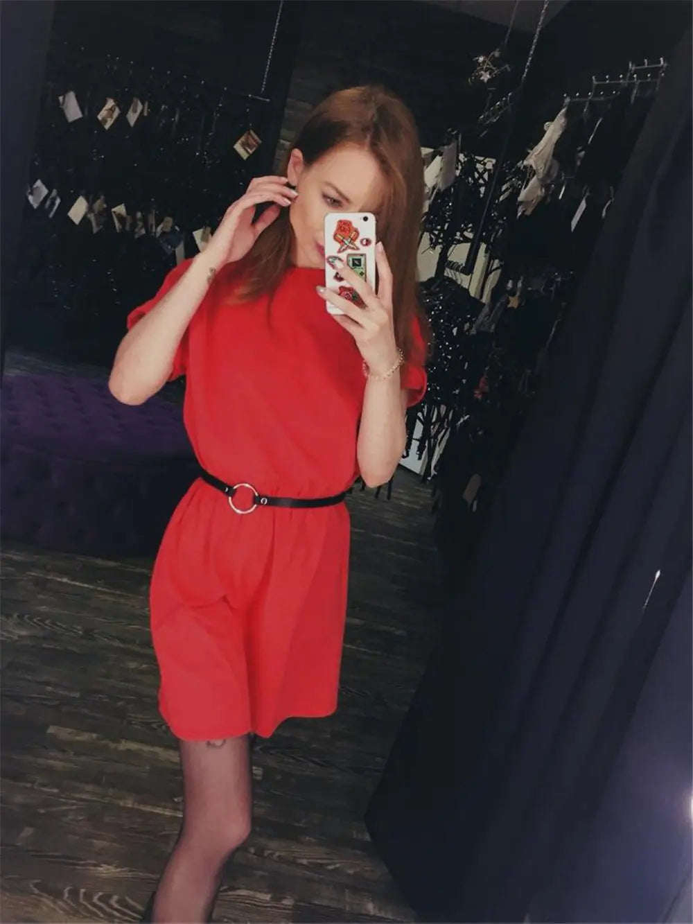 Chic Women's Leather Belt for Versatile Outfits
